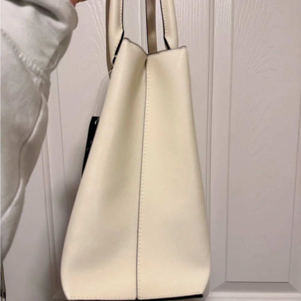 Kate Spade Elegant Cream Satchel